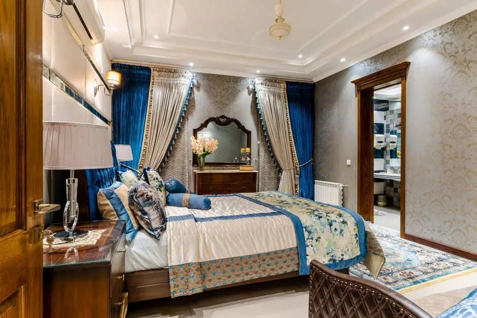DLF HAMILTON COURT 2, Sector 28, DLF Phase 4, Gurgaon — Photo 4